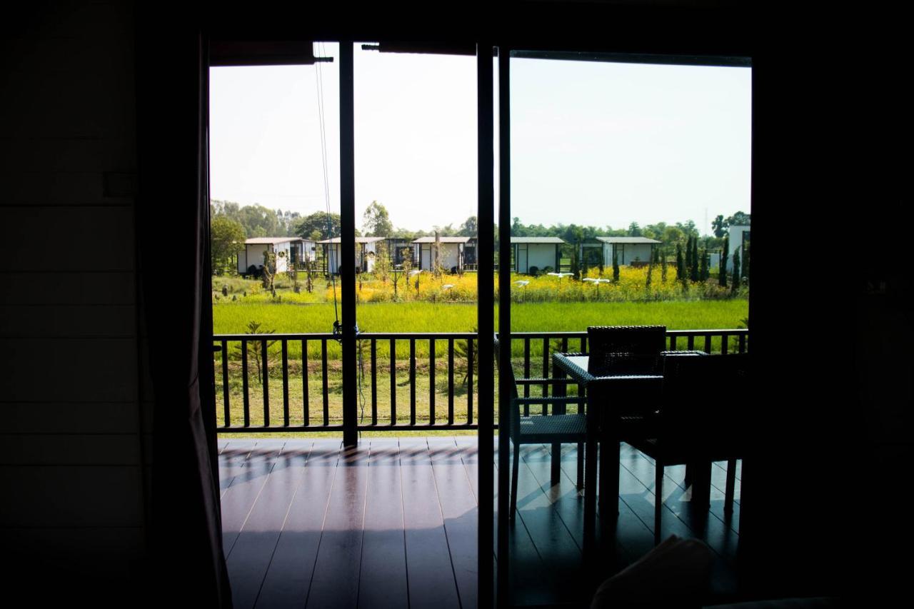 Mae On Village Resort Roi Et Exterior photo