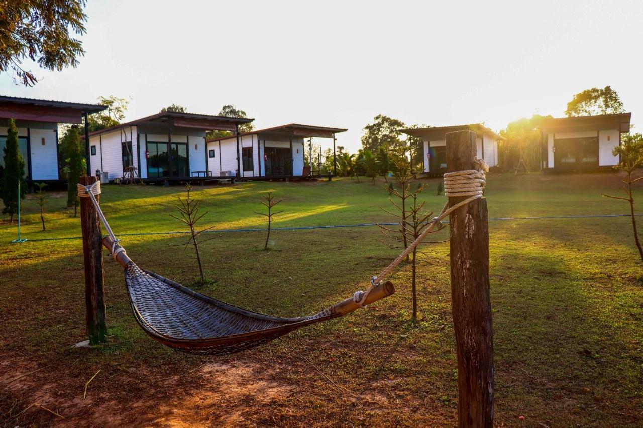 Mae On Village Resort Roi Et Exterior photo