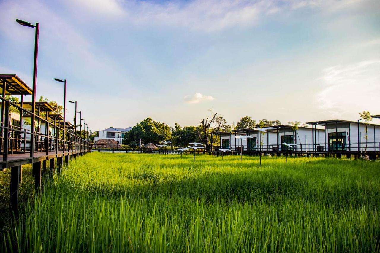 Mae On Village Resort Roi Et Exterior photo