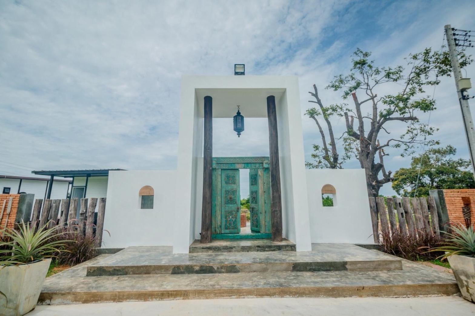 Mae On Village Resort Roi Et Exterior photo