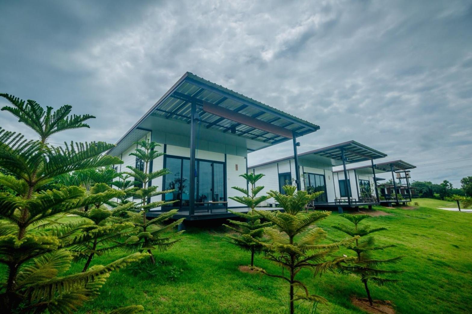 Mae On Village Resort Roi Et Exterior photo