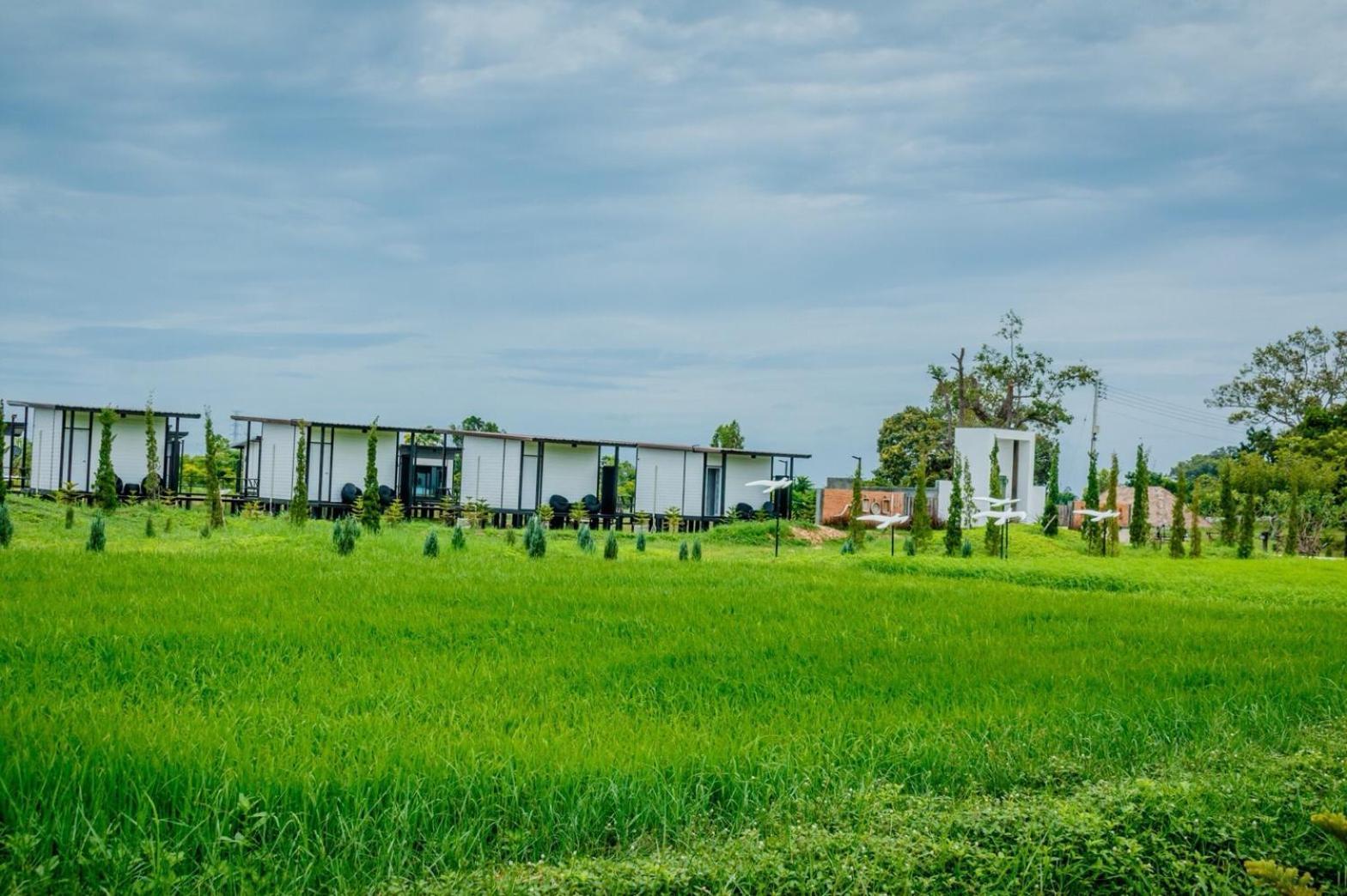 Mae On Village Resort Roi Et Exterior photo